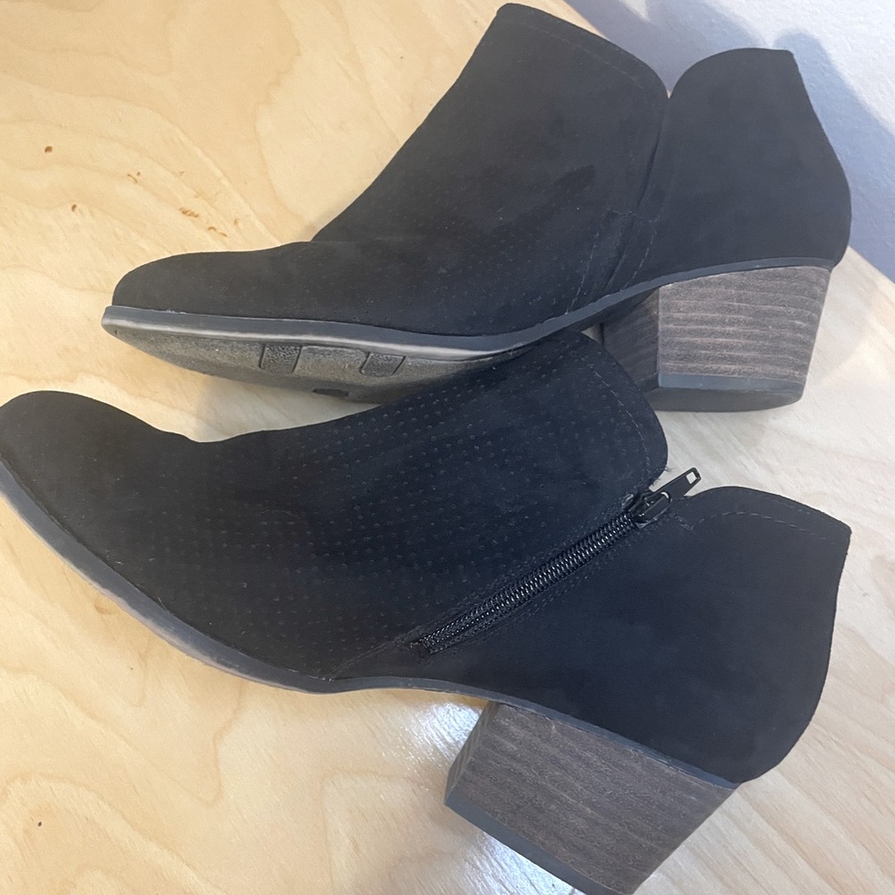 Black ankle booties